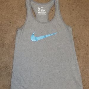Nike tank